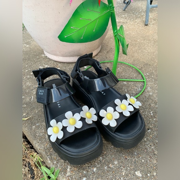 Melissa X Lazy Oaf Kick Off Sandal Black & Daisy, US 6 - Picture 10 of 10